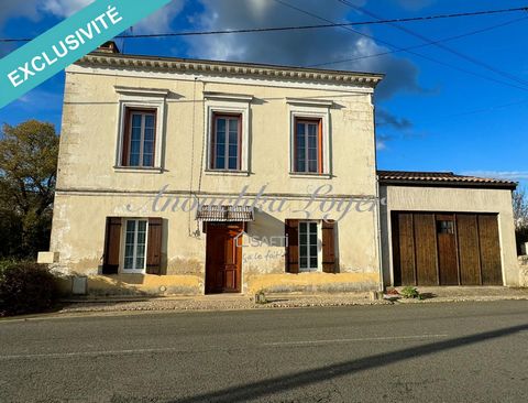 Located 10 minutes from Langon, close to amenities (Carrefour Contact, schools, pharmacy...), Come discover this house comprising on the ground floor, a fitted and equipped kitchen, a living room with insert, a bathroom with shower and bathtub, and a...