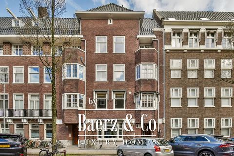 Michelangelostraat 57HS, 1077 CE Amsterdam On a beautiful spot in Amsterdam South we offer for sale this lovely double ground floor apartment (approx. 178m² excluding basement of 37m²) with spacious garden. The family house is spread over three floor...