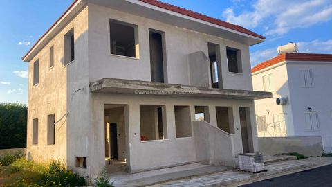 2 bedroom NEW BUILD semi-detached townhouse with fantastic SEA VIEWS on a cul de sac road, in a superb location of Kapparis - ALV107DP Set on a new development of 34 detached and semi detached properties ideally located just off the main road in Kapp...