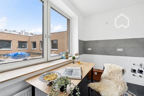 Welcome, Your provider for modern, furnished, and affordable living. The apartment for 2 persons is located directly in the city of Hanover, with a private parking space (for an additional fee) and parking spots for you directly at the entrance of th...