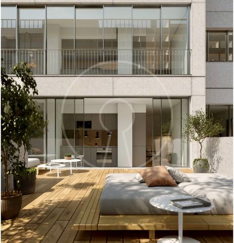 Nuevo apartamento con jardín en el barrio de Lapa en Lisboa, insertado en el Edificio Infante Residences Este apartamento con una superficie interior bruta privada de 121,1 m2 consta de 1 gran salón, 1 cocina, 1 lavadero, 2 dormitorios, ambas suites ...