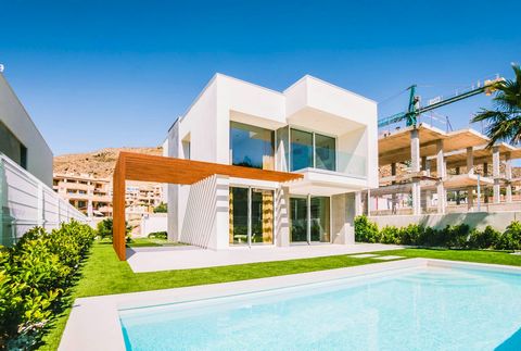 Nieuw gebouwde vrijstaande villa's in Sierra Cortina, op slechts 3,8 km van het strand van Benidorm. Villa's van minimalistisch ontwerp in een natuurlijke ruimte, die elegantie en comfort combineren in een exclusieve natuurlijke omgeving die het perf...