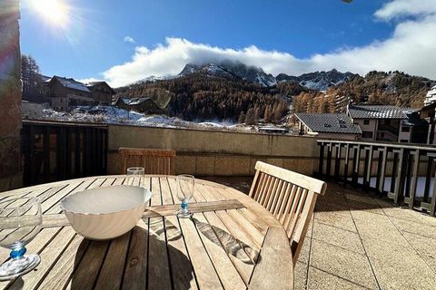 Residence situato in posizione ideale, vicino alle piste e ai negozi, nella parte alta della stazione. Una posizione perfetta per godersi appieno le attività di montagna pur avendo un rapido accesso ai servizi. L'Agence de la Forêt Blanche vi propone...