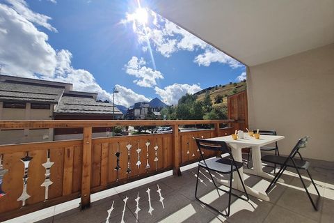 Diese studio in Les Deux Alpes mit hat eine Kapazität für 4 personen. Unterkunft Unterkunft hat 26 m² befindet sichgemütlich und geräumige. Die Unterkunft befindet sich 140 m vom Supermarkt, 200 m von der Skipiste und it is located in a in einer idea...