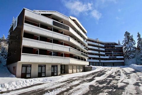 Das Anwesen mit gemütlichem Alpencharme bietet ein 21 m² großes Studio im 3. Stock mit Südwestbalkon, ideal zum Entspannen nach einem Tag auf der Piste. Dieses Studio bietet Platz für bis zu 4 Gäste und verfügt über zwei Etagenbetten in einer kompakt...