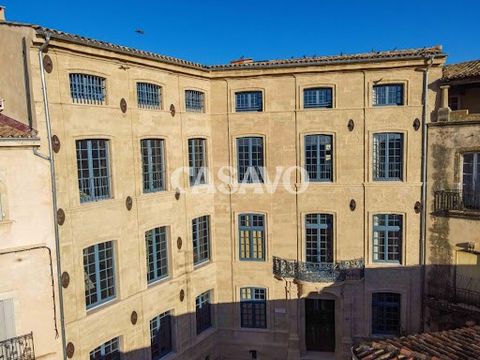 Casavo offers for sale, in co-exclusivity with Nathalie Terraillon, a magnificent 16th-century mansion, nestled in the heart of the charming historic village of Lambesc. With over 1000 m² of living space spread over four main levels, plus a timeless ...