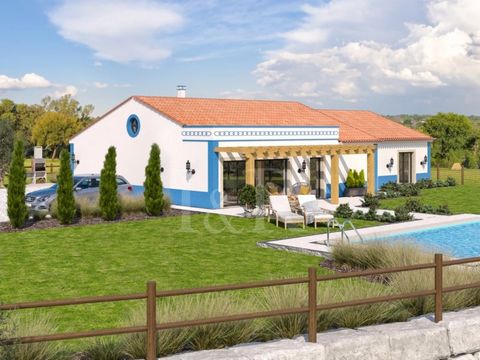 Farm with 4-bedroom villa for sale in Santarém, new, inserted in a property with 21 600m2, located about an hour from Lisbon. The rural style villa is currently under construction and will be completed in May. It consists of a large entrance hall, a ...