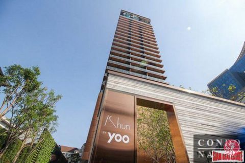 A well designed one bedroom, one bath condo for sale in the Khun by Yoo, a Sansiri Luxury Collection. The unit has full sized window, high ceilings and wood flooring that gives a true feeling of home. The open living plan includes a sofa, TV and dini...