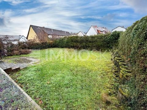 Hier ist der perfekte Platz für Ihr Traumhaus! In begehrter Lage von Hermannstein erwartet Sie ein voll erschlossenes Baugrundstück mit einer Fläche von 215 m². Das Grundstück bietet eine einmalige Aussicht auf den Stadtteil Hermannstein und besticht...