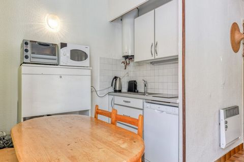 Das Apartment in Agde verfügt über 1 Schlafzimmer und bietet Platz für 6 Personen. Die 35 m² große, komfortable und sehr helle Unterkunft ist 100 m entfernt. Dieses helle und komfortable Apartment verfügt über 1 Schlafzimmer und bietet Platz für bis ...