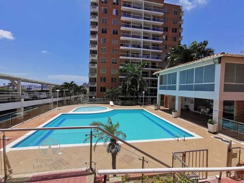 Apartment on a shaded side with a panoramic view of the city, the swamp and the river. Due to its location, it will always be cool 365 days a year. Residential area, quiet, with many green areas but very close to main roads such as Calle 96, Carrera ...