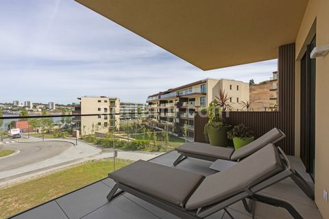 Excelente piso de 2 habitaciones con vistas únicas. Los apartamentos garantizan altos estándares de calidad constructiva y eco-sostenibilidad medioambiental y energética. Todos los apartamentos están orientados al oeste: la desembocadura del río Duer...