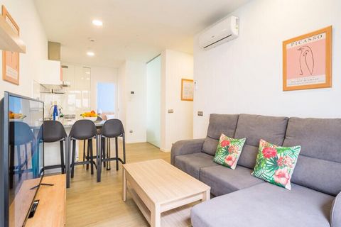 This modern two-bedroom holiday home, completed in 2021, offers the perfect blend of work and relaxation. Just steps from the beach, it provides an inspiring environment to stay productive while enjoying the tranquility of the sea. Designed for comfo...