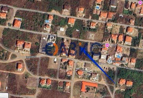 ID 33472302 Price: 127,800 euros. Location: Intsaraki 2, Sveti Vlas, region.Burgas Total area: 494 sq m Category – an undeveloped site for the construction of a resort and recreational facility We offer a flat plot of land in UPI with a sea view in t...