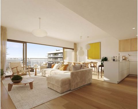 2-bedroom flat in Faro, situated in the exclusive Lux Garden Evo, a new private condominium development. This 2-faced flat with a rooftop terrace has excellent sun exposure, bringing light and comfort indoors. The living room and open-plan kitchen op...