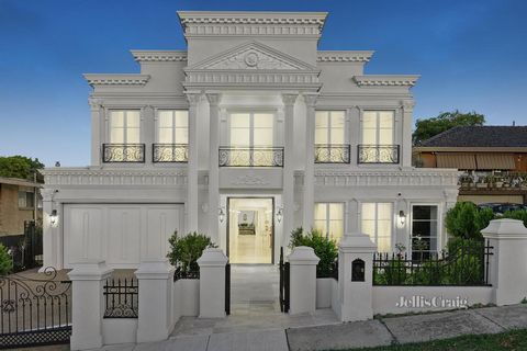 An extraordinary calibre of family finesse, this grandiose 80 square French Provincial mansion offers two levels of uncompromised luxury, with its meticulous attention to detail and high-end quality throughout. State-of-the-art finishes and lavish pr...