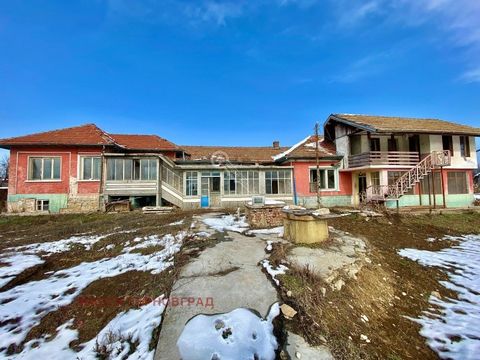 For more photos, please visit our website - https://imotitarnovgrad.com/offer-17229 Imoti Tarnograd offers you a large two-family house with a shop and a large yard in the village of Parvomaytsi. The property consists of two parts connected by a warm...