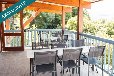 Bar-restaurant avec gîtes au coeur des massifs de Haute Provence