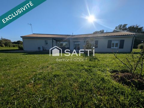 Maison de plain pied sans travaux 3 chambres, 1 bureau, cuisine ouverte salon.