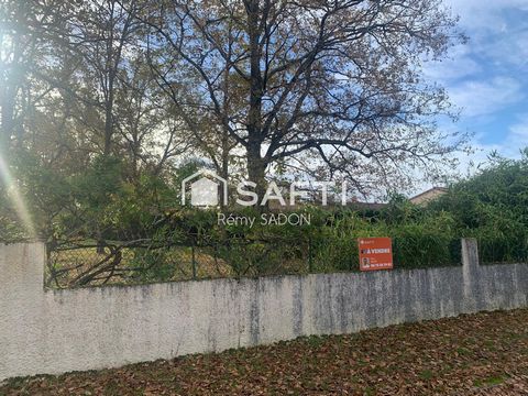 Terrain borné, au calme, en 1ere ligne