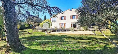 Villa traditionnelle 7 pièces