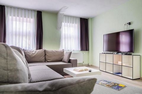 Comfortable and beautiful holiday apartment with charm and high living comfort in the colorful town of the Harz - Wernigerode. Your feel-good home is located right at the beginning of the pedestrian zone in the historic old town, which with its charm...