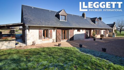 A26437ELE49 - This charming property has been beautifully renovated, perfect for enjoying the French lifestyle to the full. Main house with 3 bedrooms and 3 bathrooms, separate gîte, large barn with entertainment area and 2 garages, landscaped garden...