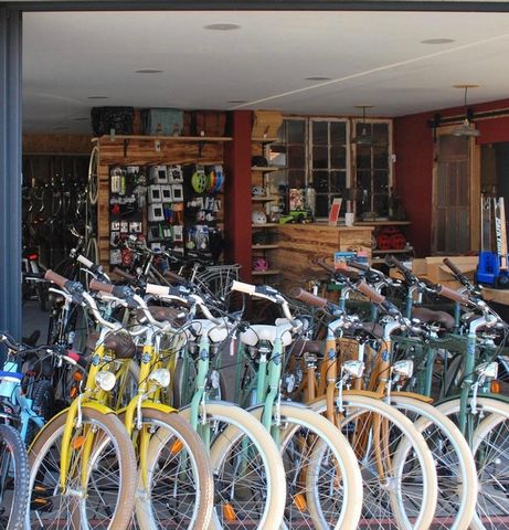Dpt Gironde (33), à vendre LACANAU-OCEAN - activités ventes et locations de vélos cycles- N° 1