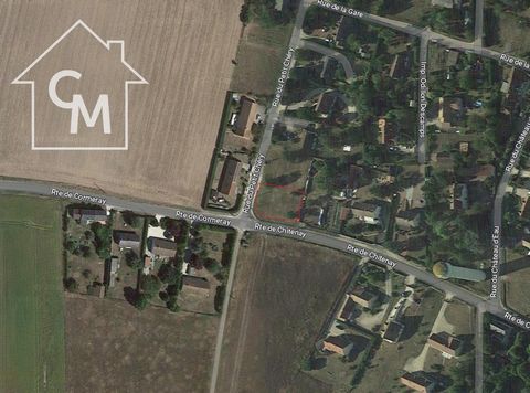 Building land located outside subdivision in Cormeray of 675 m2. Unserviced, on-street networks (water, electricity, sewerage) Facade 28 m by 22 m deep. For more information contact your agency CMILLET IMMOBILIER - Cristelle MILLET.