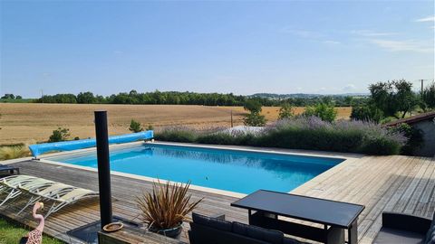 Situated in a serene countryside hamlet, just a short drive away from Aubeterre sur Dronne, lies this charming single-storey property. Boasting three bedrooms, one of which includes an ensuite shower room, this home offers a comfortable living arrang...