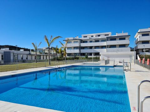 This well-positioned elevated ground floor is situated in the famous Estepona Golf, Costa Del Sol. A contemporary new property ready to move in. It is very practical and convenient unit to enjoy, distributed into two bedrooms with fitted wardrobes in...