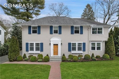 Pristine sun-filled Colonial in sought-after Greenacres neighborhood in Scarsdale only a few blocks from school and train. Built in 1927 and extensively renovated and expanded, this picture perfect home delivers a wonderful layout filled with hardwoo...
