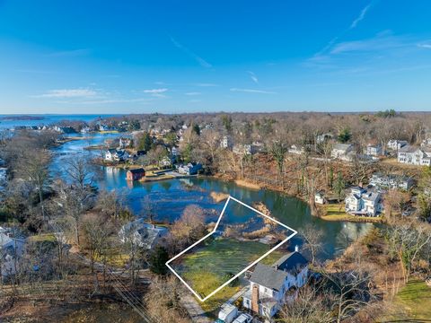 Shovel ready! A unique opportunity to own one of the few tidal waterfront properties along Palmer Island in the heart of Old Greenwich. Unmatched in its location, views, and lifestyle, this generously sized lot offers a private retreat close to the V...