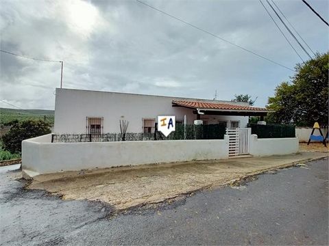 Exclusive to us. This property consists of a plot of 332m2 and a recently reformed Chalet style Villa and is located on the outskirts of Lucena in the province of Cordoba, Andalusia, Spain. The property has on the left hand side a plot of approximate...
