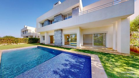 Located in Rabat. Nature lovers, this villa is made for you! A few minutes from the center of Rabat, in a closed and secure residence, this house will delight your family. Large living spaces opening onto a garden with a large swimming pool. Spacious...