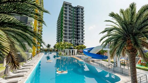 Flats in a Complex Near the Beach in Çeşmeli Mersin The newly-built flats are situated in a complex within walking distance of the beach in the Çeşmeli neighborhood in Erdemli, Mersin. Mersin is a beloved destination with its climate, coastline, and ...