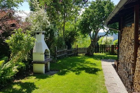 Holiday house Ilztalblick At a height of approx. 528 m on a sun slope in the almost 1000-year-old house in the forest (Grafenau), the comfortable cozy wooden house is located in a quiet sunny location with a beautiful view of the wildly romantic natu...