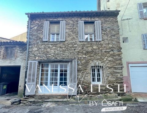 In the heart of La Garde-Freinet, Pretty village house of 55m² of living space pleasant and well arranged, including on the ground floor a kitchen open to the living room, a shower room with toilet and a storeroom. Upstairs, 2 beautiful bright bedroo...