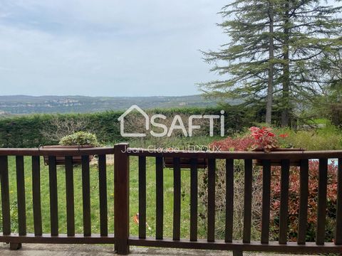 Magnificent Property Overlooking the Lot Valley Situated a stone's throw from a natural beauty spot, in oak woodland, this property benefits from an exceptional rural location, combining tranquility and natural beauty. Standing alone with no neighbou...