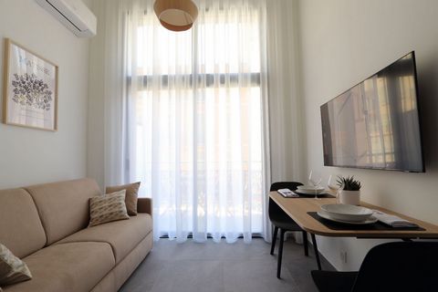 Enjoy a comfortable and elegant duplex apartment with private terrasse, wifi, smart TV and air conditionning. The apartment is part of the new serviced apartment complex 