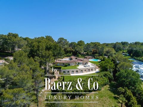 Ideally located between Mougins and Mouans-Sartoux, in one of the best prime location of the region. Magnificent, Couëlle inspiration villa of approximately 540m2 on 10.297m2 of land. Villa offer a magnificent panoramic view on the castle of Castella...