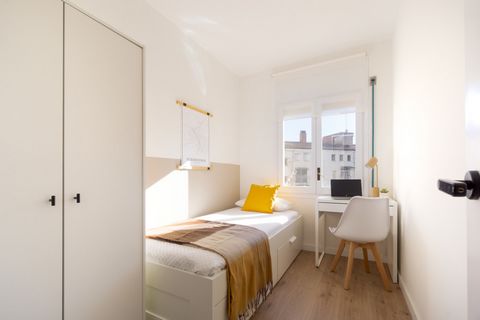Perfectly located room rental for demanding students and professionals! Are you looking for a cozy and well-located place for your next university or work adventure? We have the perfect solution for you! We offer you the Eckenförde room of 6 square m...