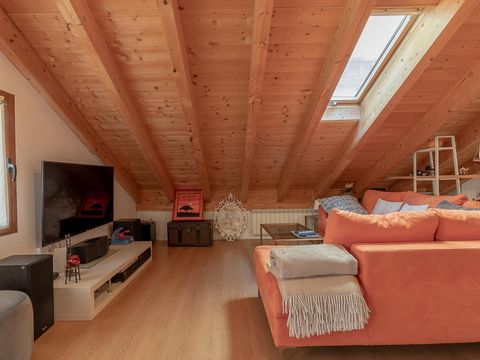 It is a beautiful attic house very well maintained and designed. It is ideal for couple trips and business trips.It offers everything you need for a comfortable stay for 2 guests. Topping off the ceiling with beautiful wood paneling, it offers a stay...