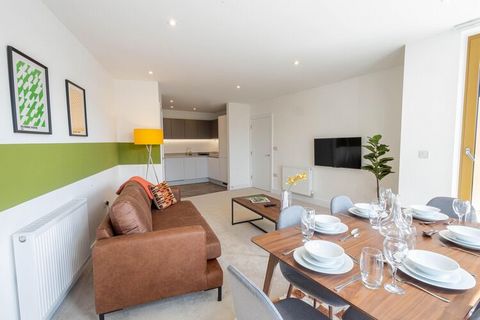 ¡Bienvenido a Sojo Stay - Mitcham, Londres! Nuestros modernos apartamentos de 2 dormitorios son perfectos para hasta 4 huéspedes, ideales para familias, amigos, grupos, viajeros de negocios y contratistas. Características clave: ✦ Tiene capacidad par...