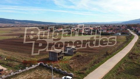 For more information, call us at: ... or 02 425 68 22 and quote the reference number of the property: Bo 86272. Responsible broker: Stefan Abanozov We offer to your attention a plot of land in the Viso area, located in the picturesque village of Belc...