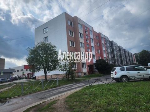 1700528 В городе Приозерск Ленинградской области продаётся, 4-х комнатная квартира, «Гатчинской» серии, расположенная на 4-ом этаже 5-ти этажного дома. o Дом очень теплый. Общая площадь квартиры составляет 74.7 кв.м., кухня – 8.5 кв.м. Квартира требу...