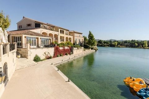 La Résidence Pont Royal en Provence - maeva Home est située dans les Bouches-du-Rhône, entre Aix-en-Provence et Avignon. C'est une destination idéale pour vous ressourcer et profiter des nombreuses activités. La résidence se trouve au coeur du villag...