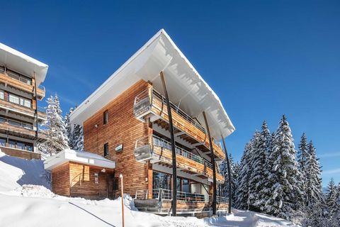 Het appartement in Chamrousse heeft 3 slaapkamer(s) en kan gereserveerd worden tot 8 personen. Accommodatie De accommodatie heeft een oppervlakte van 54 m² isgezellig ingerichte en is goed belicht, met uitzicht de bergen. De woning bevindt zich op 20...