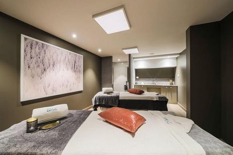 Het prestigieuze resort Méribel ligt in het hart van de drie valleien, het grootste skigebied ter wereld.   L'Hévana, een vijfsterren Premium residentie opgeleverd in december 2019, vestigt zich onmiddellijk als een van de mooiste residenties in het ...