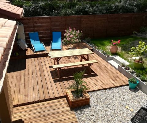 Pavillon de 50 m² avec terrasse, jardinet et piscine